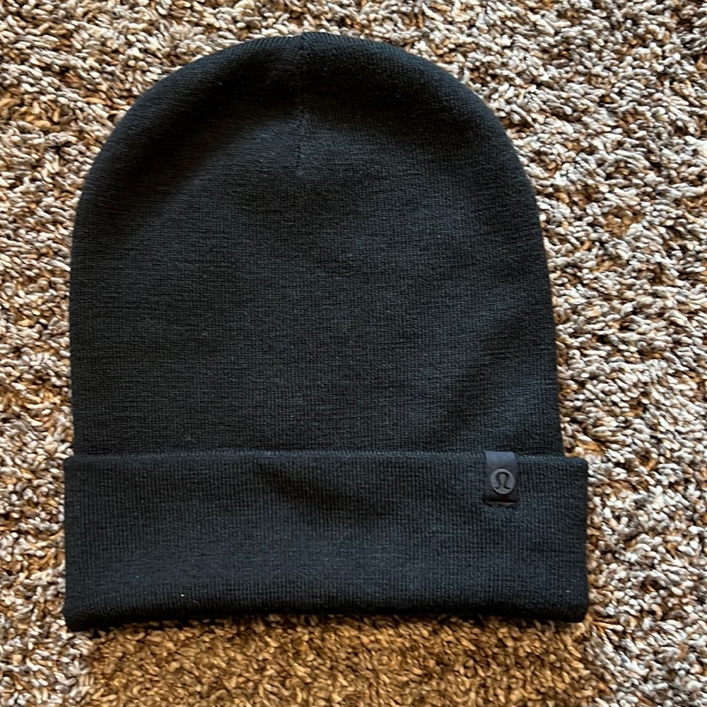 Like New Lululemon Beanie